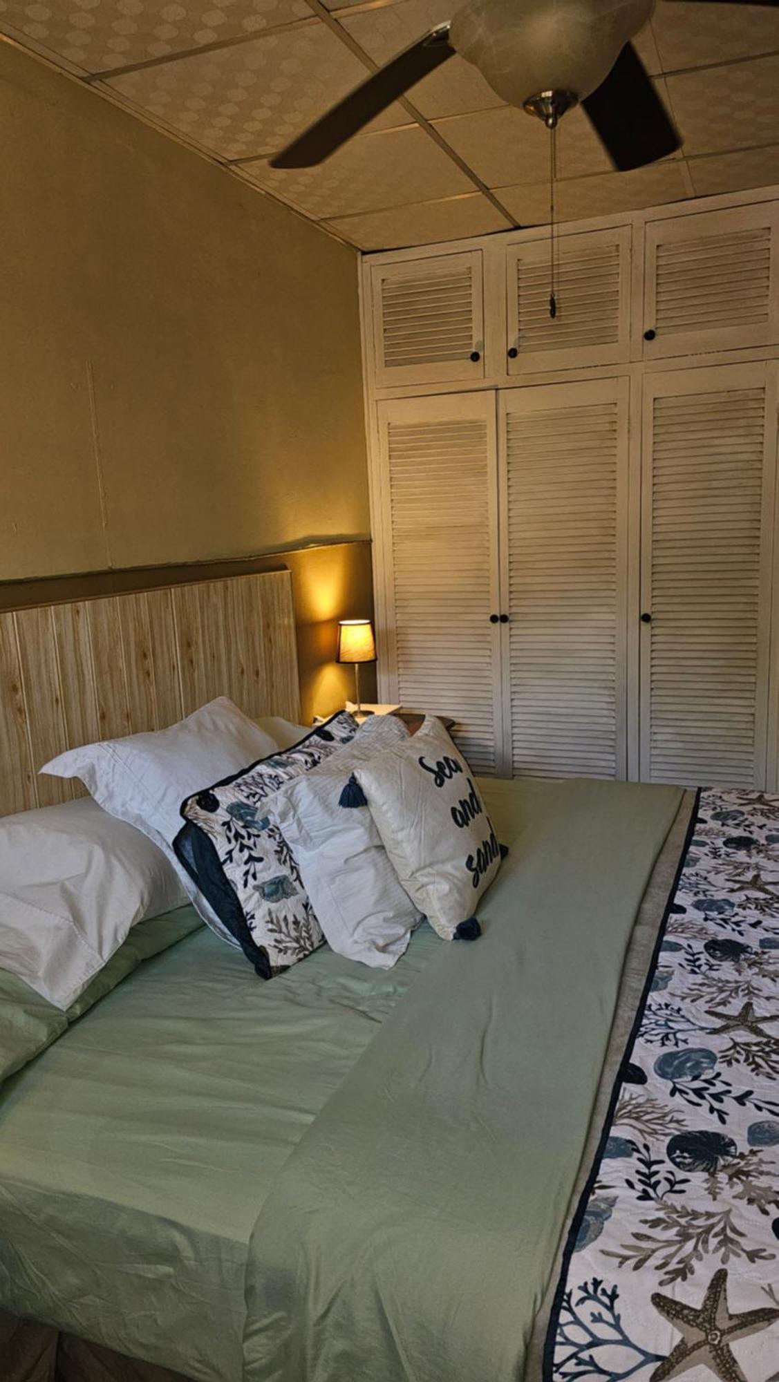 サン・カルロス Sweet Dreams Bed & Breakfast エクステリア 写真